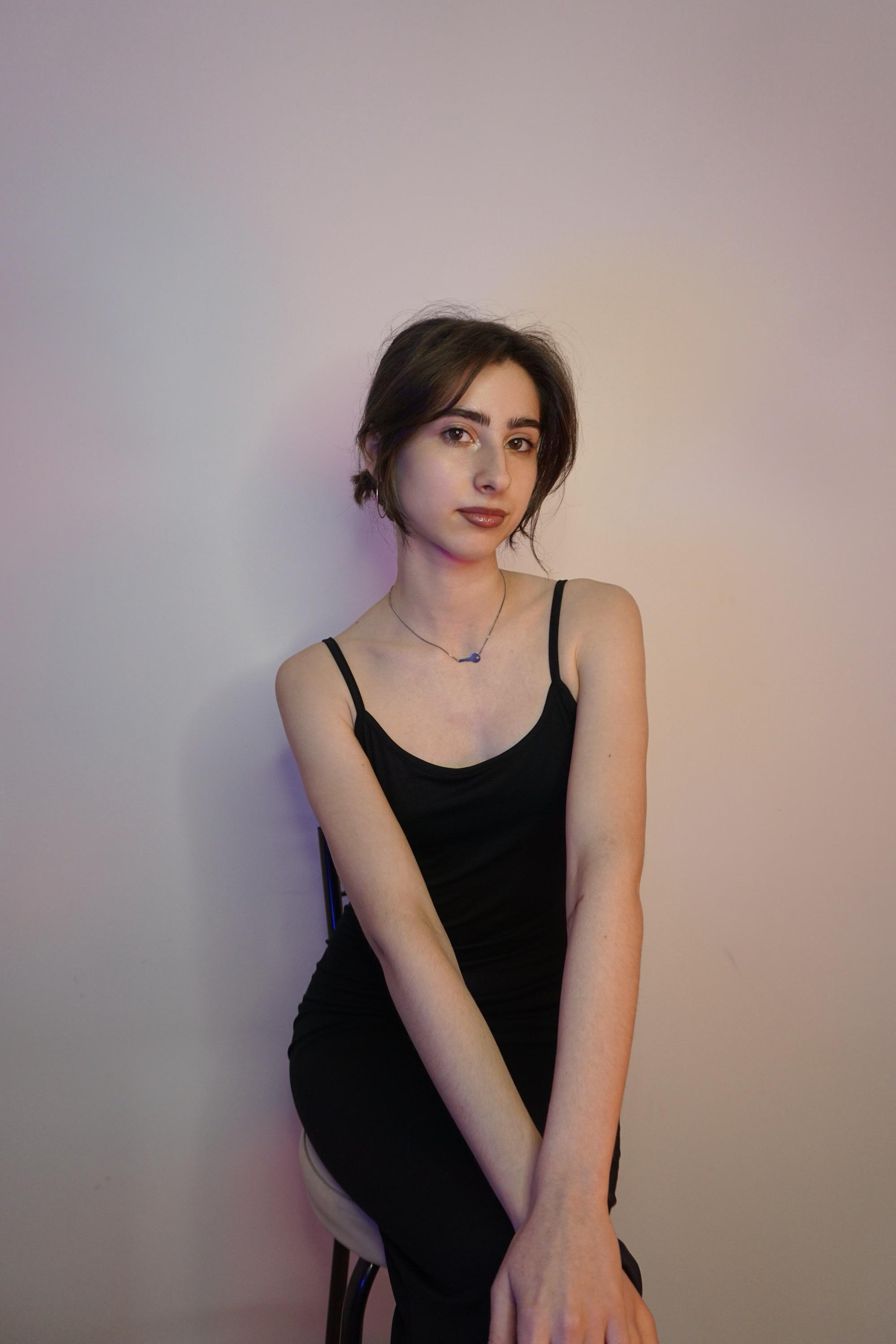 AlbertaHayley Profile Image