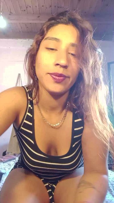 Cata_Brown from Argentina