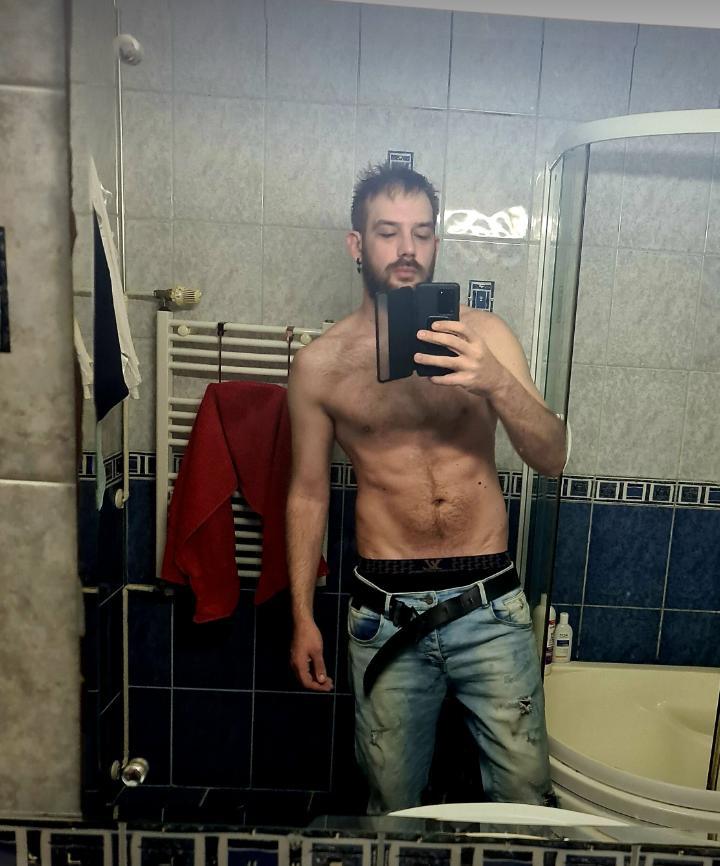 LexHardy from Romania