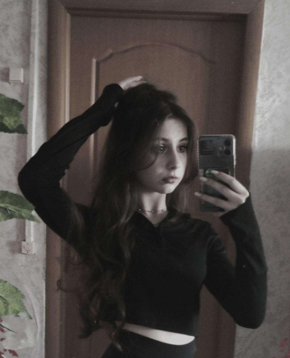 LucieFulena from United States