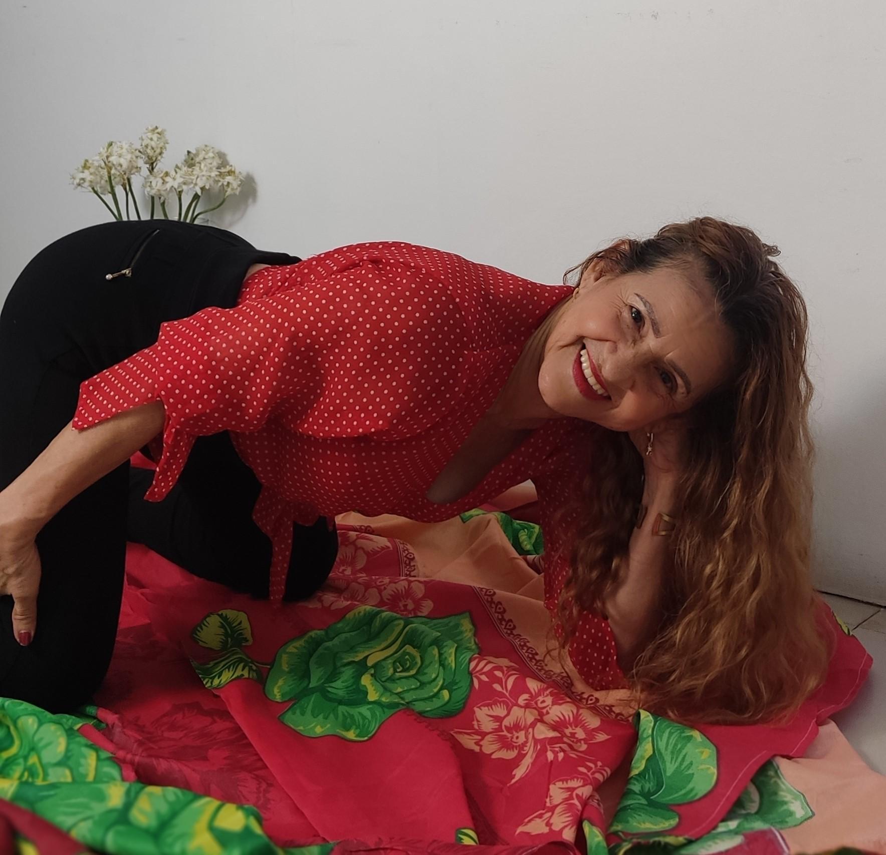 MatureHorny70 from Colombia