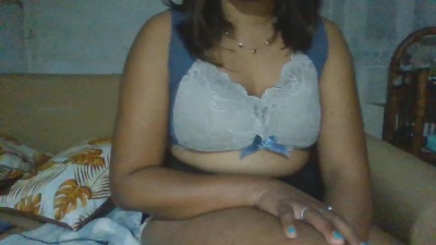 Melissa_97 from France