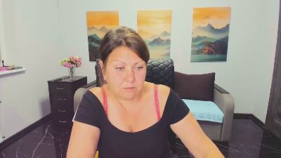 Milana_Blake from United States