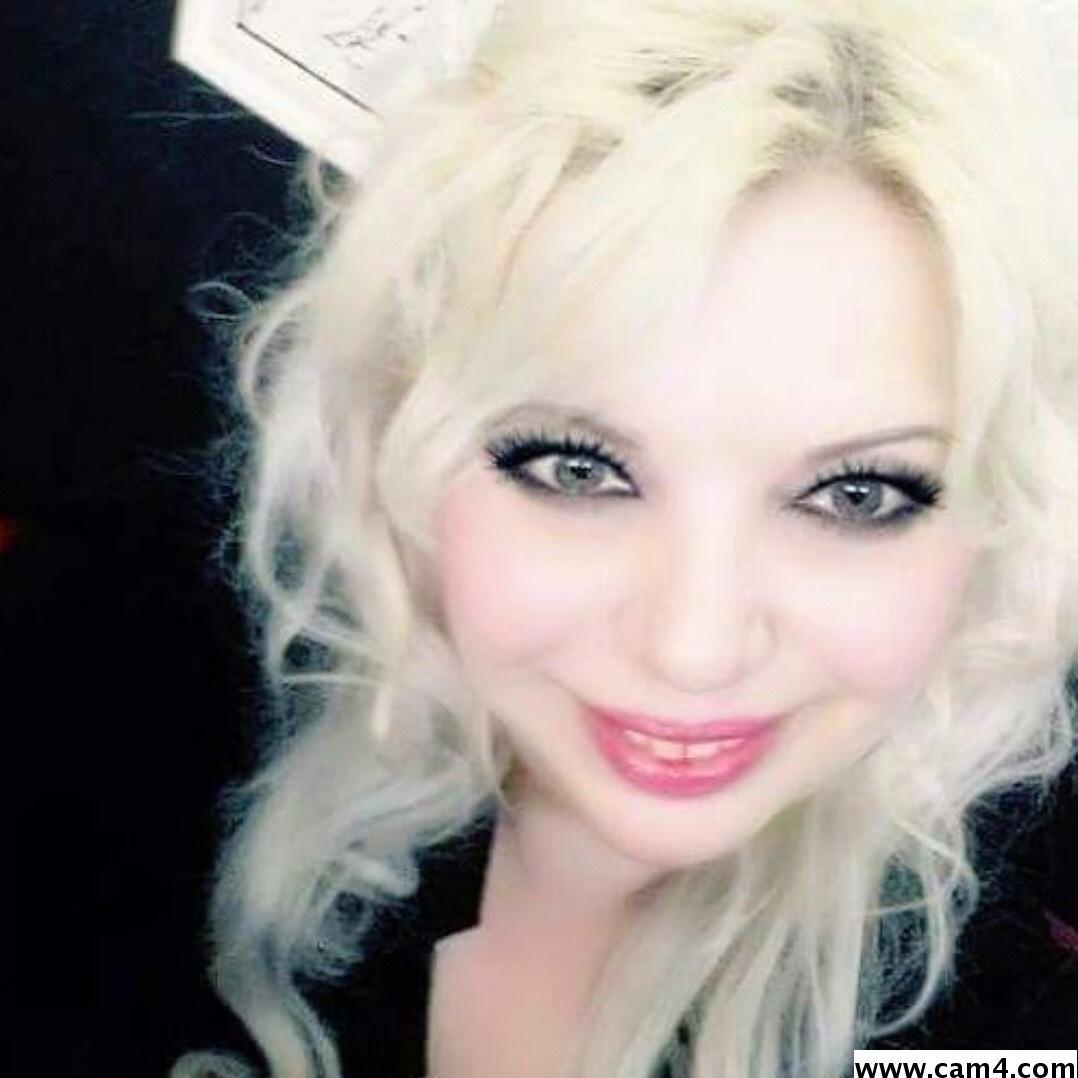 SonyaHotMilf from Romania