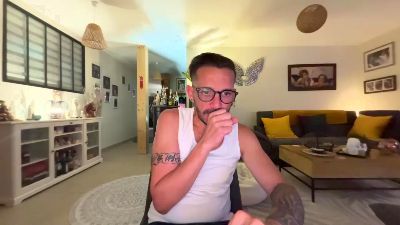 Thony8974 from France