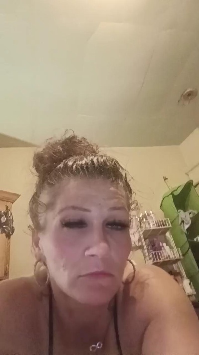 TommieNichole from United States