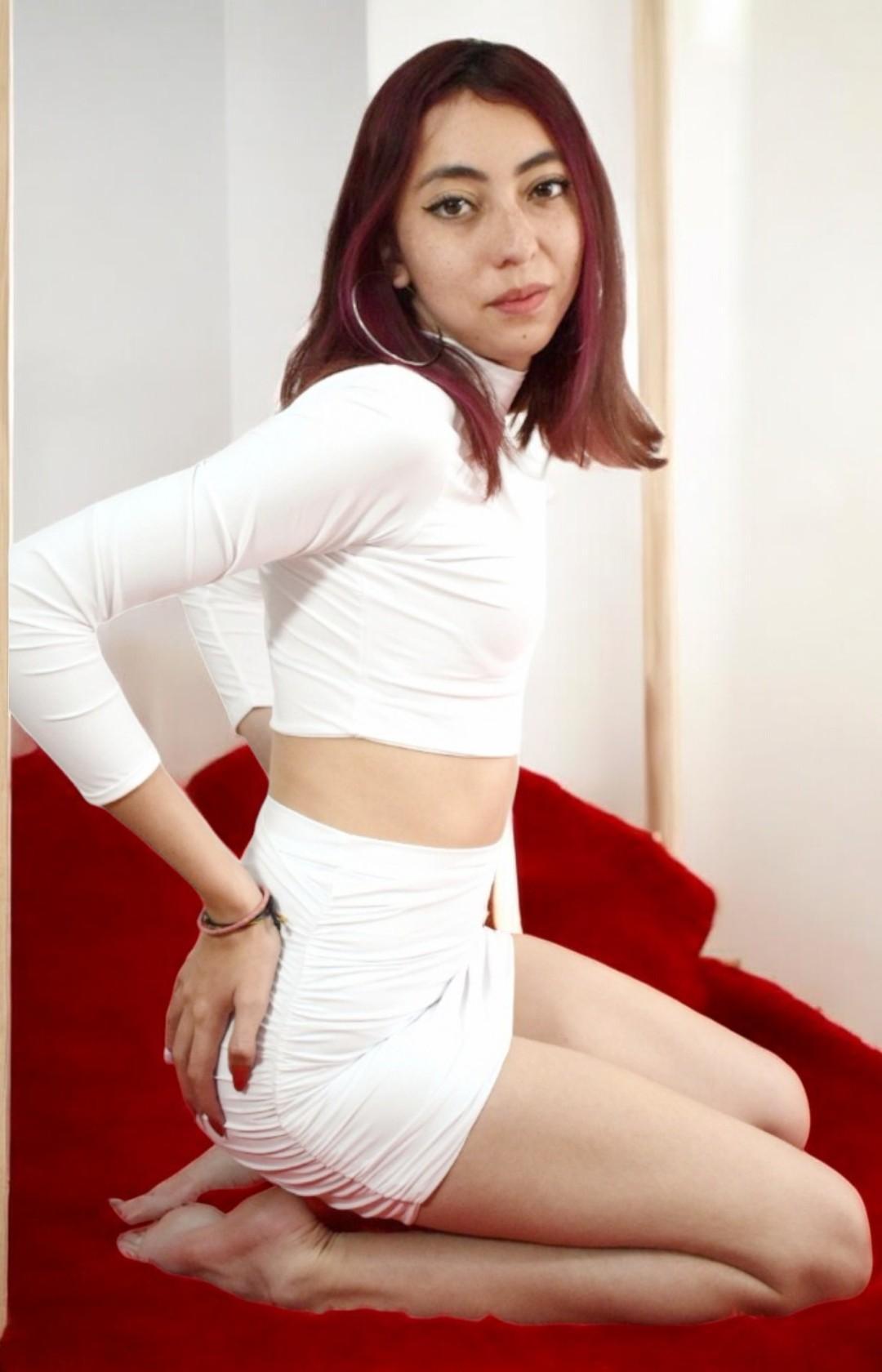 annie_jhonsson from Colombia