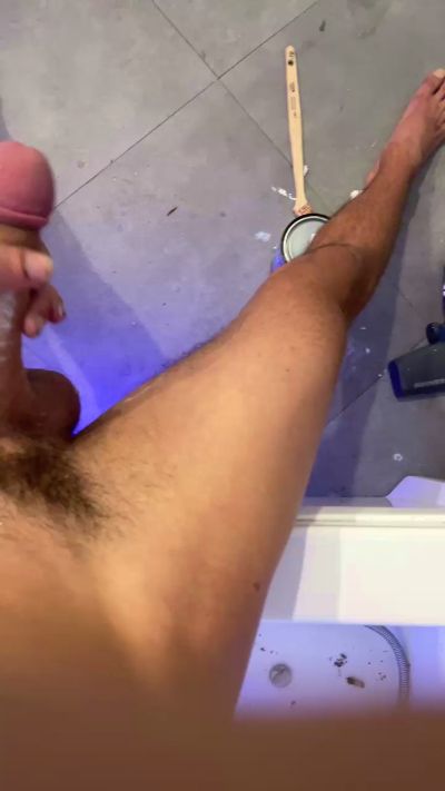bigwhitecock75 from France