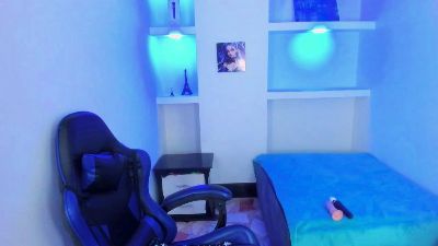 chloe_03_ from Colombia