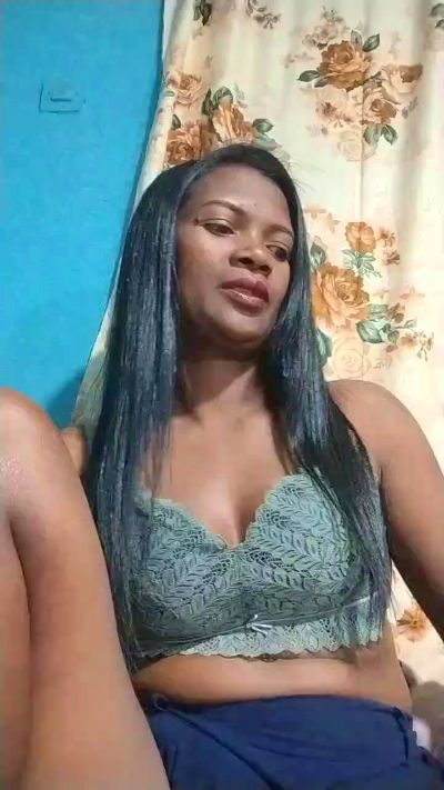 diana418 from Madagascar