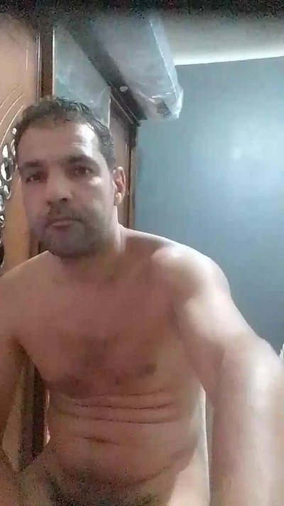 hardzfucker from Algeria