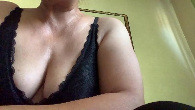 lola1926 from Belgium