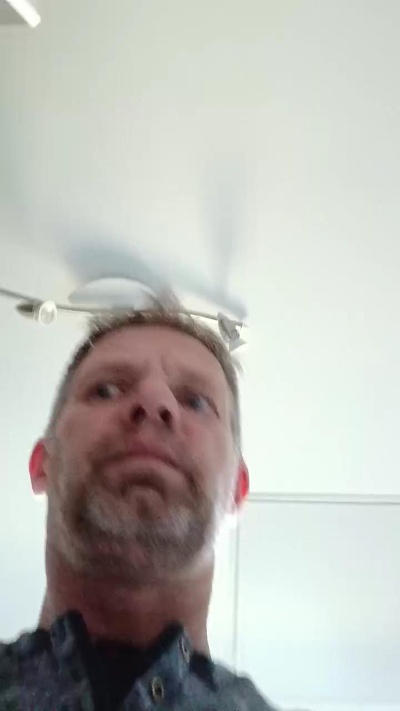 mike250873 from France