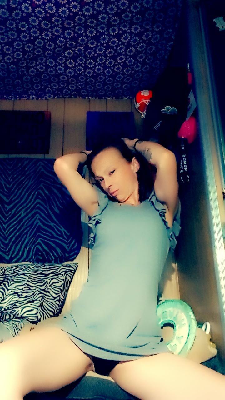 mywetpussy6 from United States