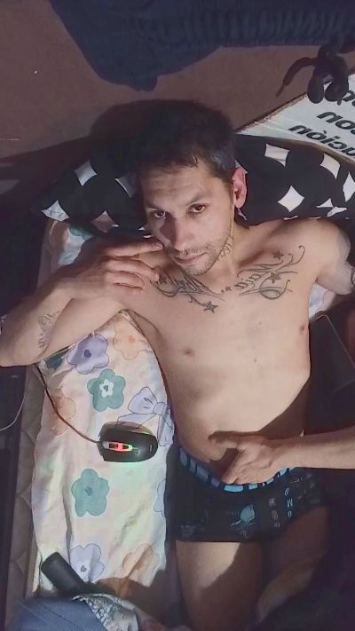 niko8922 from Argentina