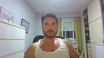 scurry_ from Spain