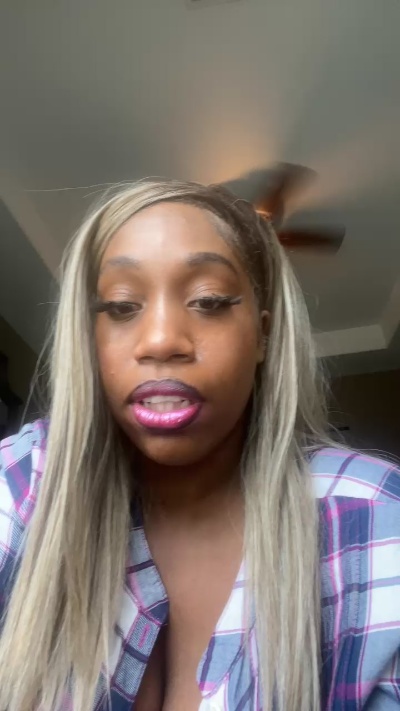 superpeachy97 from United States