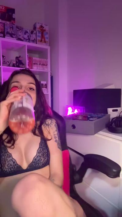 sweethoney2003 from Italy