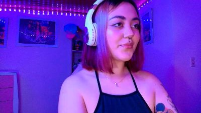 violet_smileex from Colombia