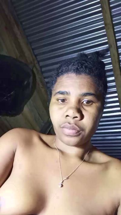 wendy204 from Madagascar